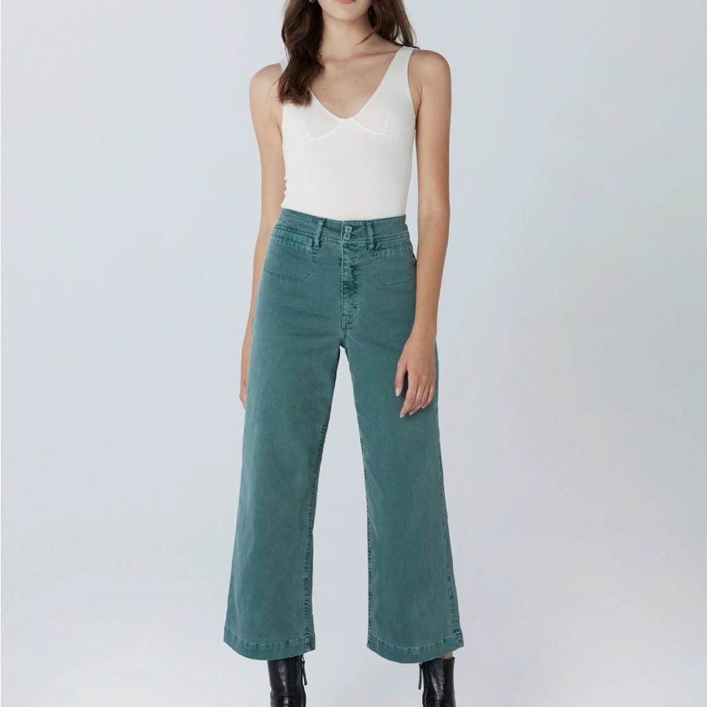Unpublished Gemma high waisted crops.